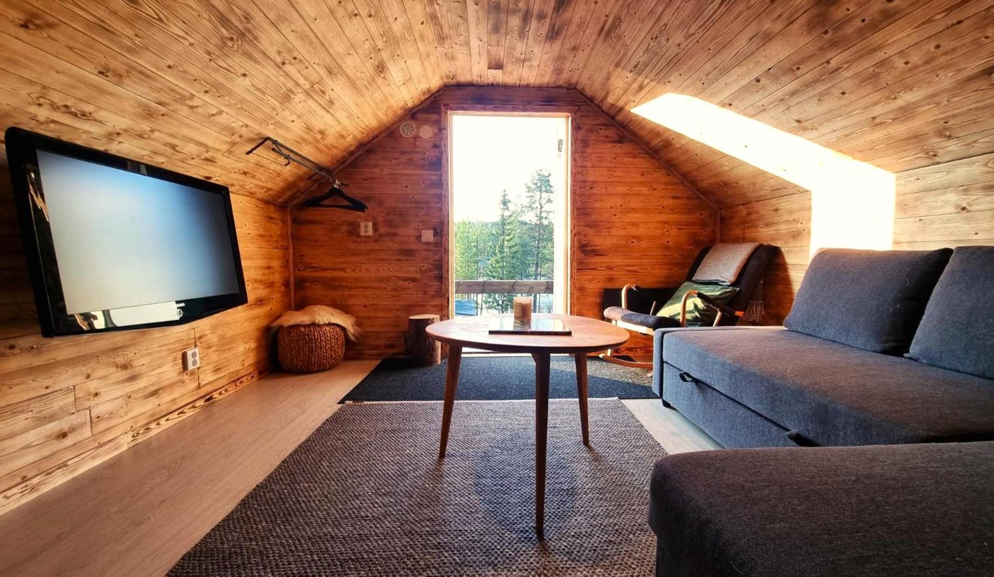 Cozy Cabin Styled Loft คิรูนา ภายนอก รูปภาพ